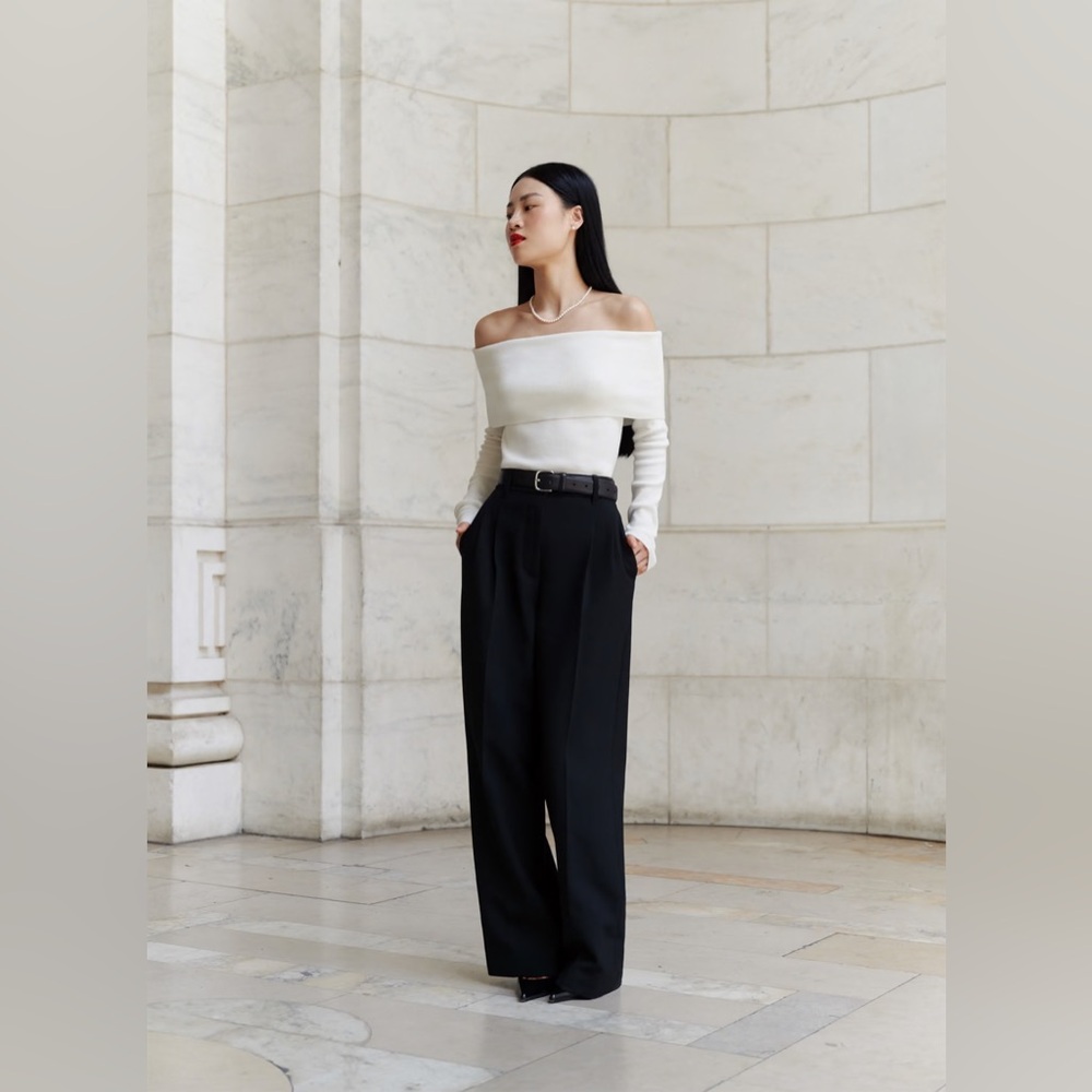 Aritzia Black Effortless Pant 4R